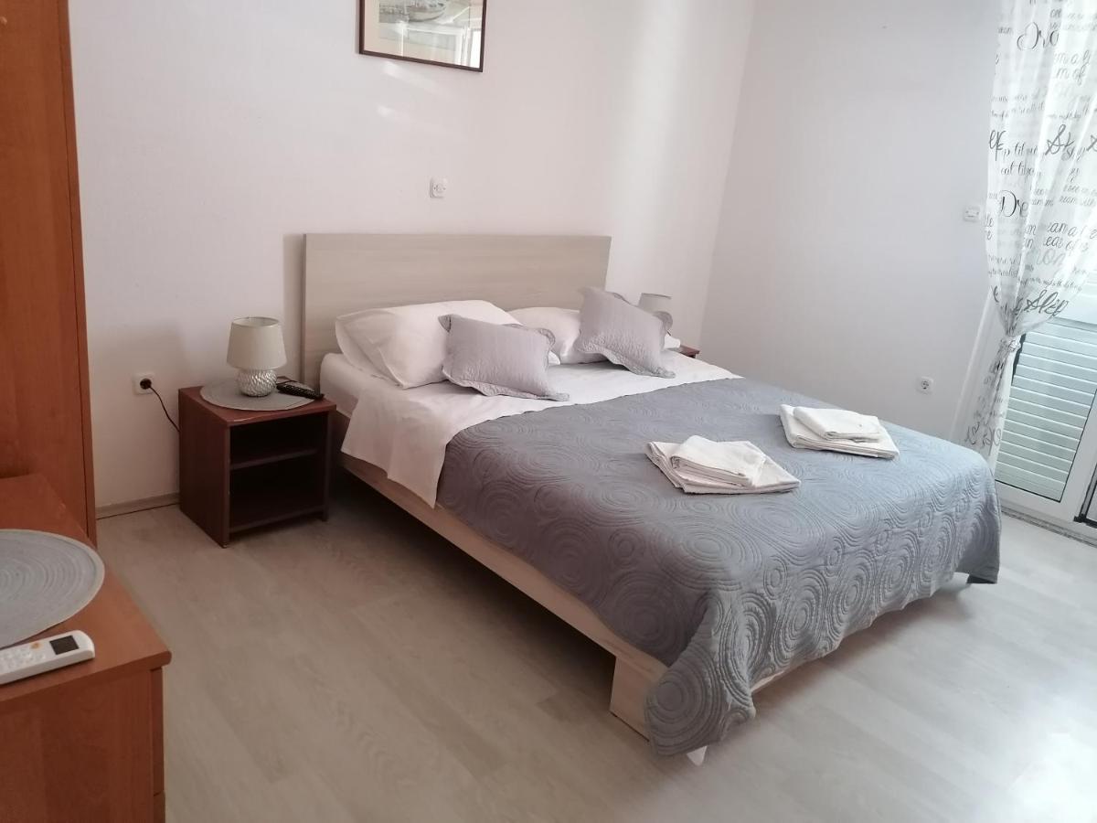 Apartmani Rija 3 Pag Town Luaran gambar