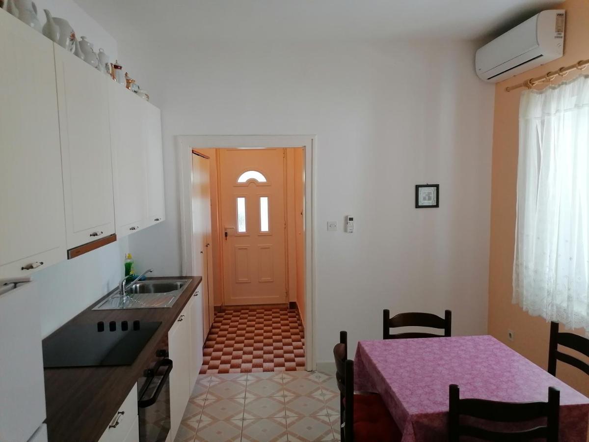 Apartmani Rija 3 Pag Town Luaran gambar